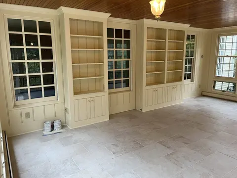 Garvey Construction, Built-in shelving & finish carpentry